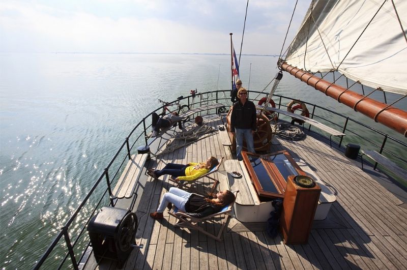 Frisian Sailing Company